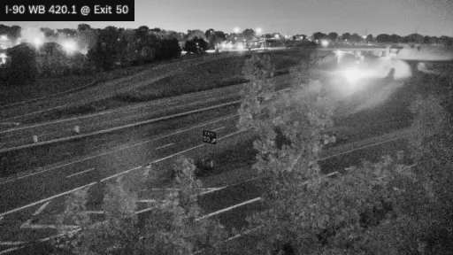 I-90 MP 420.10 WB West of Interchange 50 (Niagara Falls/I-290) traffic camera, Erie County