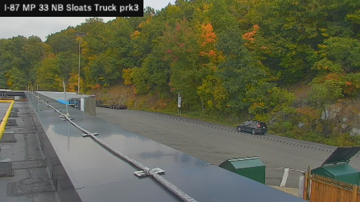 I-87 MP 033.00 NB Sloatsburg Service Area Truck Park 3 live webcam