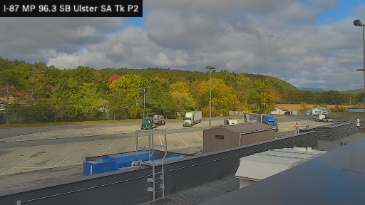 I-87 MP 096.30 SB Ulster Service Area Truck Park 2 live webcam